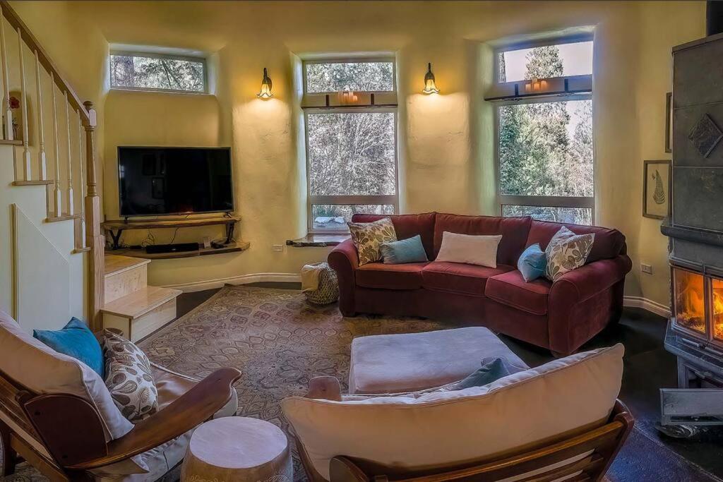 Villa European Style Straw Bale Retreat à Ashland Extérieur photo